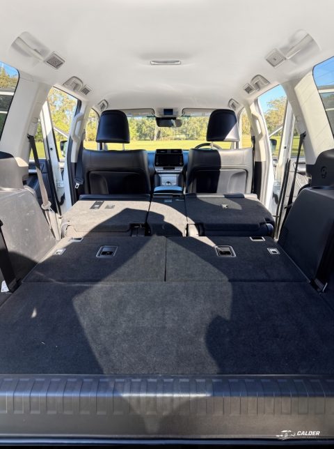 2021 Toyota  LandCruiser photo 8