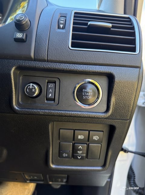 2021 Toyota  LandCruiser photo 7