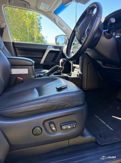 2021 Toyota  LandCruiser photo 9