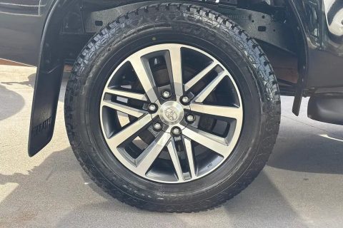 2018 Toyota Hilux photo 13