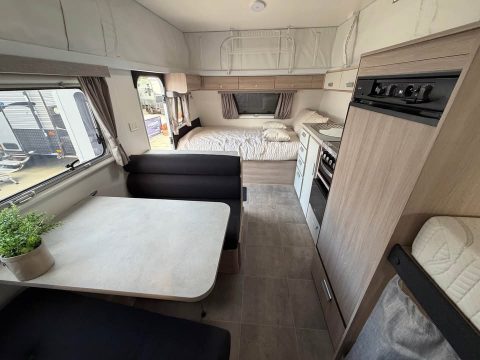 2018 Jayco Journey photo 10