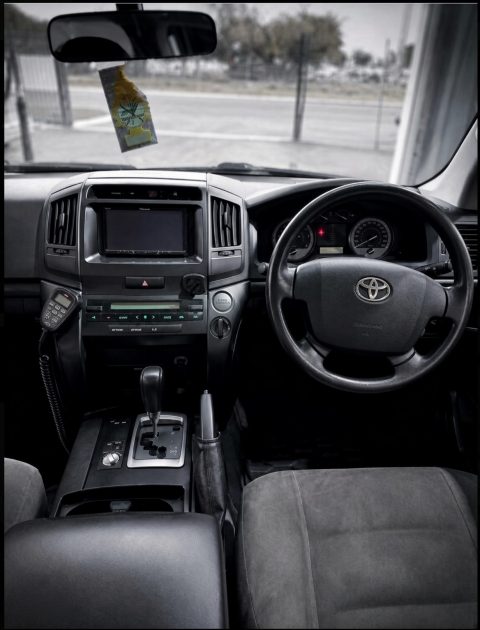 2016 Toyota  Landcruiser GX photo 7