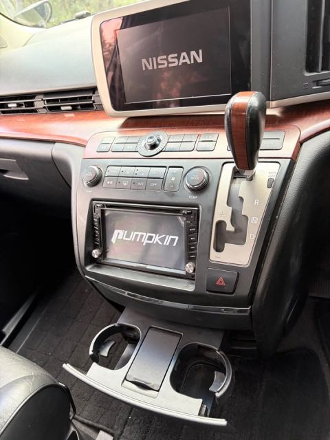 2007 Nissan Elgrand photo 4