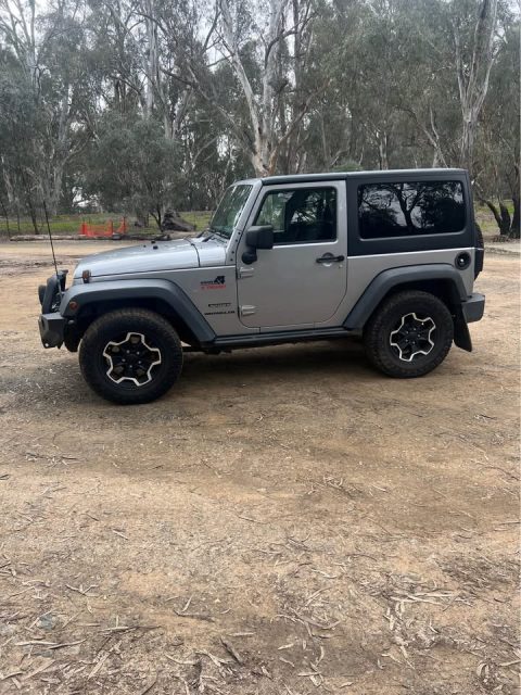 2013 Jeep Wrangler photo 3