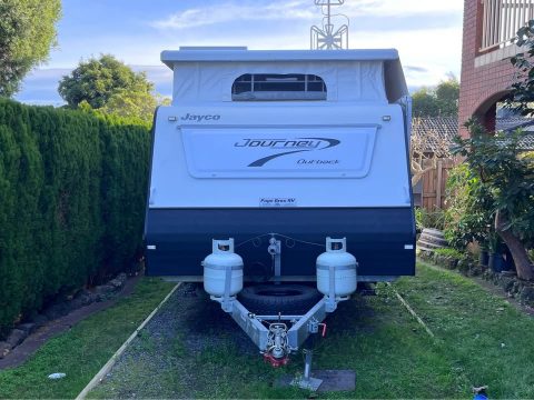 2018 Jayco Journey photo 3