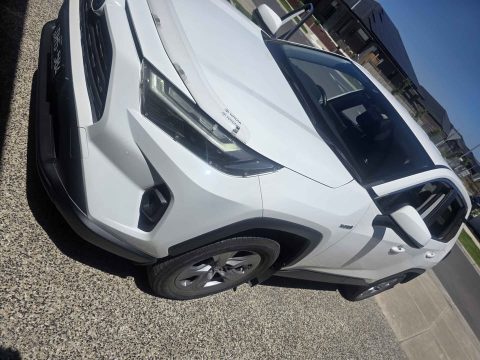 2022 Toyota RAV4 photo 3