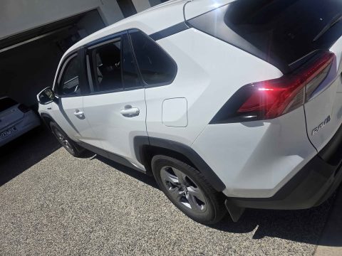 2022 Toyota RAV4 photo 5
