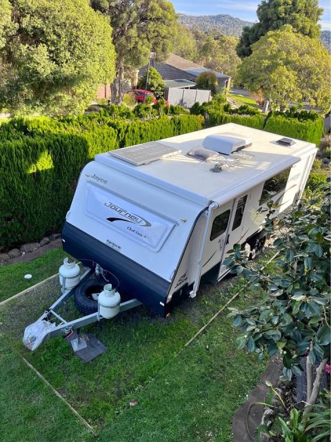 2018 Jayco Journey photo 2