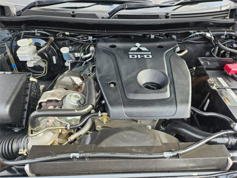 2016 Mitsubishi Triton photo 10